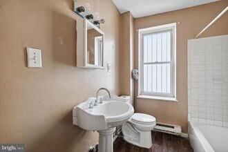 301 W York St in Philadelphia, PA - Building Photo - Building Photo