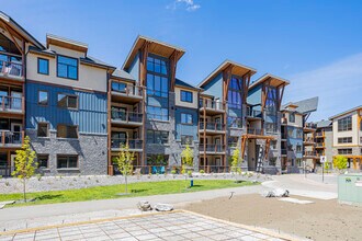 Jack Pine Lodge in Canmore, AB - Building Photo - Building Photo