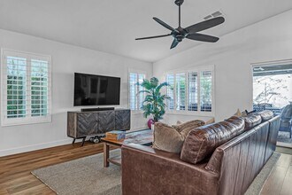 3030 W Caravaggio Ln in Phoenix, AZ - Building Photo - Building Photo