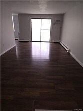3 3 Hook Rd, Unit 55B in Poughkeepsie, NY - Building Photo - Building Photo