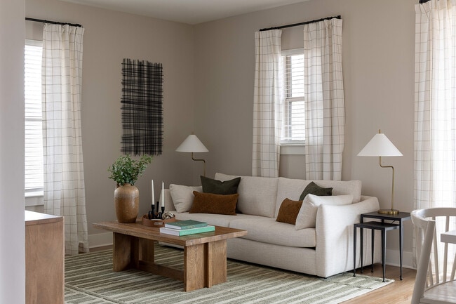 Livano Oakwood in Oakwood, GA - Building Photo - Building Photo