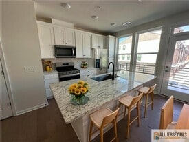 505 Sadie Cir in New Brunswick, NJ - Building Photo