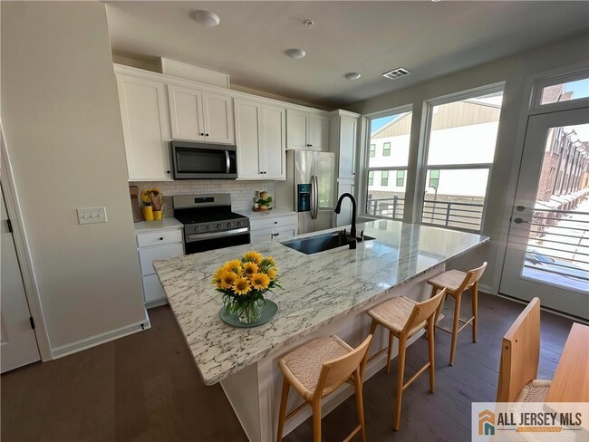 property at 505 Sadie Cir