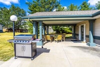 Lyn Circle Townhomes - 6