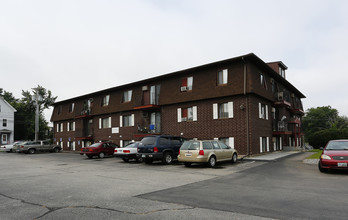 Valley Grove Apartments in Manchester, NH - Building Photo - Building Photo