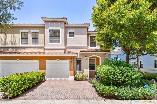 property at 223 Chrystie Cir