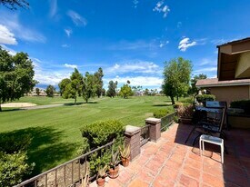 345 Gran Via in Palm Desert, CA - Building Photo