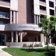 Anaheim Memorial Manor in Anaheim, CA - Foto de edificio - Building Photo