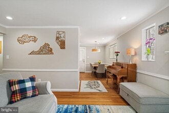 3903 Whispering Ln in Falls Church, VA - Building Photo - Building Photo