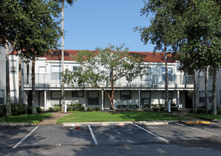 Dockside at Ventura Condo Inc in Orlando, FL - Foto de edificio - Building Photo