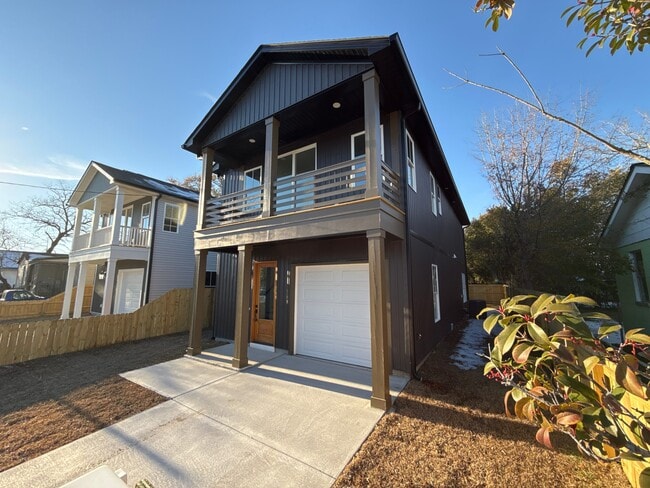 2018 Riverview Ave in North Charleston, SC - Building Photo - Building Photo