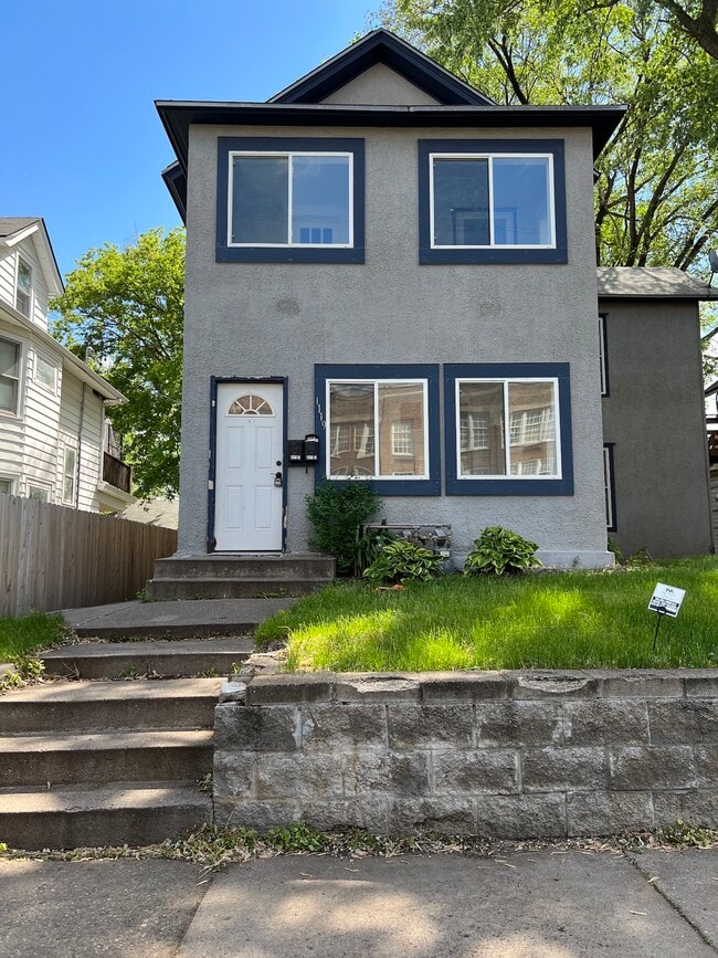 1119 4th St NE, Unit 1119 4th Street