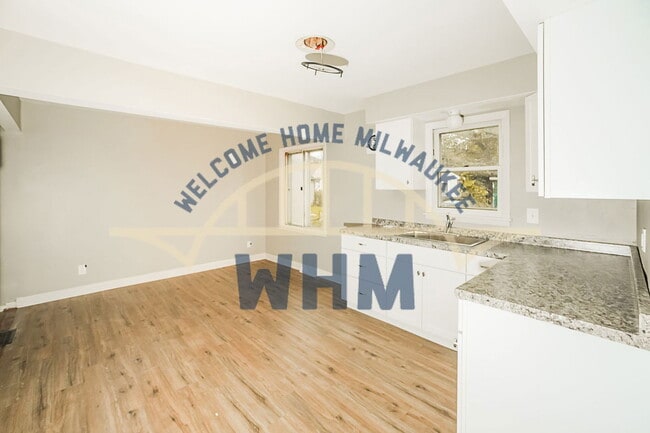 property at 1908 W Fairmount Ave