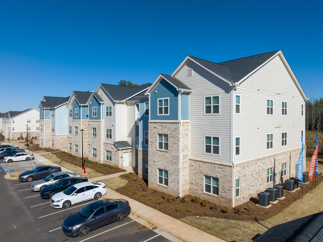 Griffin Village Apartments in Griffin, GA - Building Photo - Building Photo