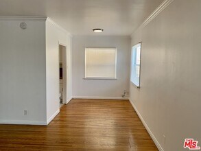 5616 Edgemar Ave in Los Angeles, CA - Building Photo - Building Photo