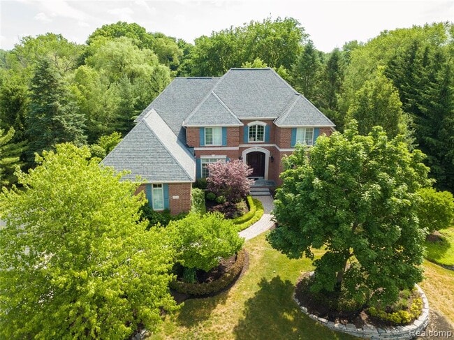 property at 2551 Ginger Ct