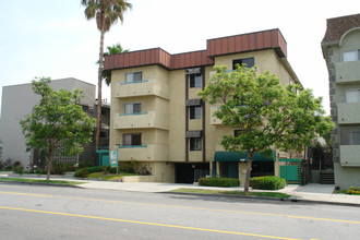 418 S Commonwealth Ave in Los Angeles, CA - Foto de edificio - Building Photo