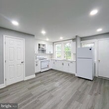 238 N 9th St in Darby, PA - Building Photo - Building Photo