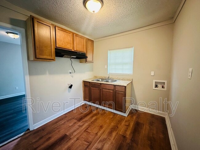 677 Buntyn St in Memphis, TN - Building Photo - Building Photo