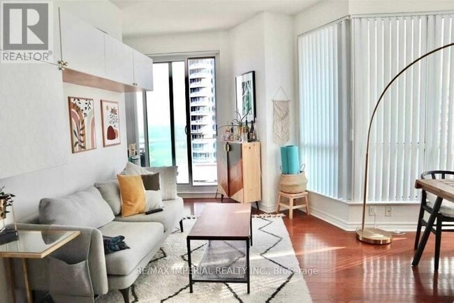 property at 905-918 HOLMES Ave