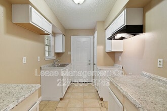 7228 Warfield St in New Orleans, LA - Building Photo - Building Photo