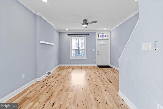 property at 260 Roxborough Ave