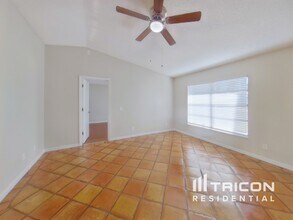 2981 Snow Dr in Deltona, FL - Building Photo - Building Photo