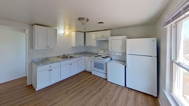 411 Chestnut St in Delta, PA - Building Photo - Building Photo