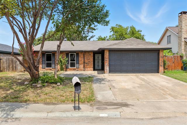 property at 2307 Montclair Dr