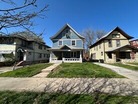 3330 Gillham Rd, Unit #1 in Kansas City, MO - Building Photo