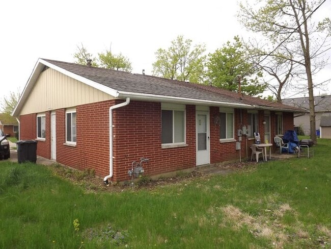 4731 Stratsburg Dr in Dayton, OH - Building Photo - Building Photo