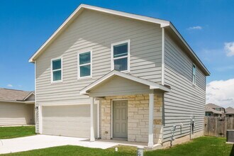 6654 Morgan Cp in San Antonio, TX - Building Photo - Building Photo