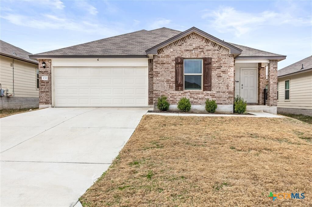132 Ragnar Dr in Jarrell, TX - Building Photo