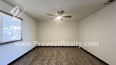 7680 Chase Ave in Hesperia, CA - Building Photo - Building Photo