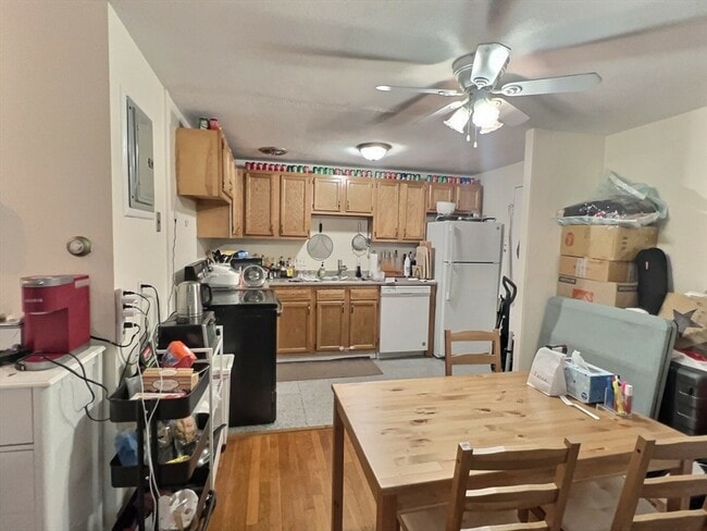 property at 183 Kent St