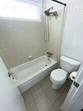 836 St Charles Ave NE in Atlanta, GA - Building Photo - Building Photo