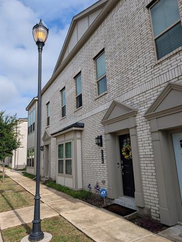 1924 Bel Air Dr in Arlington, TX - Building Photo - Building Photo