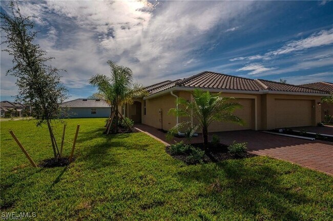 property at 2620 Vine Ave