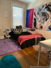 1719 Commonwealth Ave, Unit 1 in Boston, MA - Building Photo - Building Photo