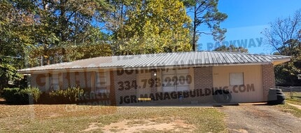2404 Scott Rd in Dothan, AL - Building Photo - Building Photo
