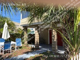 341.5 9th Ave NE in St. Petersburg, FL - Building Photo