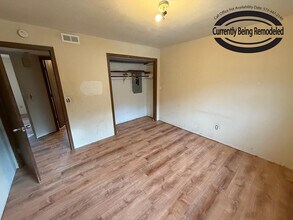 420 NE Park Ln in Columbia, MO - Building Photo - Building Photo