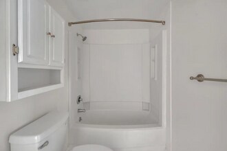 900 19th Ave S in Nashville, TN - Building Photo - Building Photo