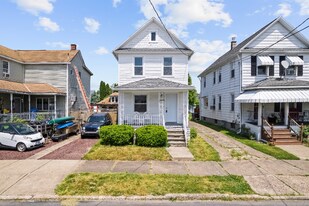 509 Miller St in Luzerne, PA - Building Photo