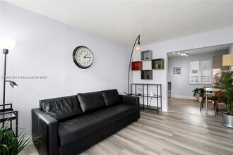 7722 NE 3rd Ct in Miami, FL - Building Photo - Building Photo