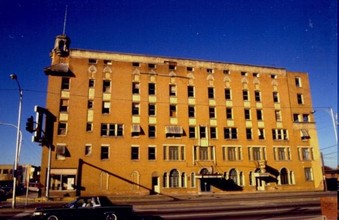 Will Rogers Apartments in Claremore, OK - Building Photo - Building Photo