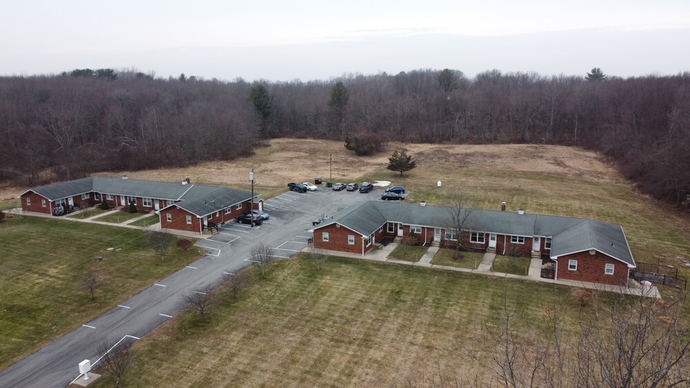 Village Hill Apartments in Lebanon, CT - Building Photo