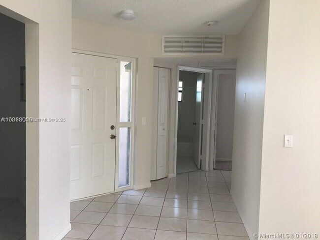 5370 Firenze Dr in Boynton Beach, FL - Building Photo - Building Photo