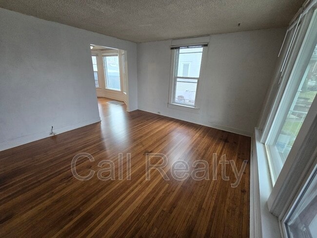 1028 E Mission Ave in Spokane, WA - Building Photo - Building Photo