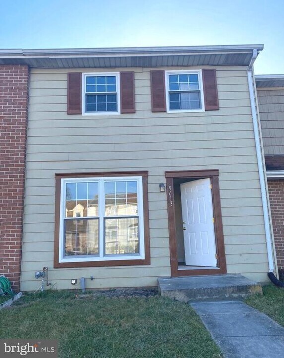 9613 Baron Pl in Baltimore, MD - Building Photo